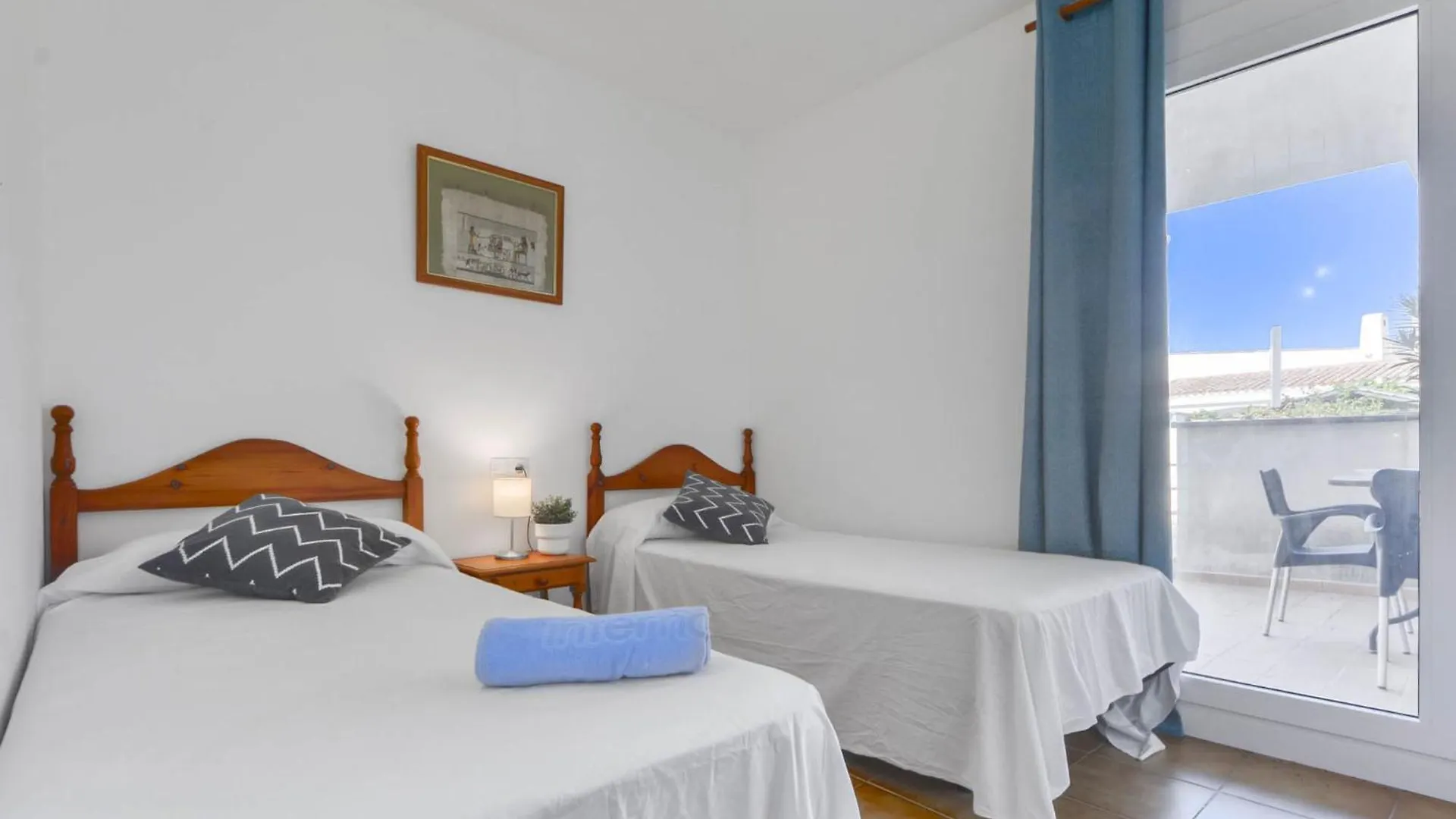 Apartment Platja De Roses-7 By Interhome